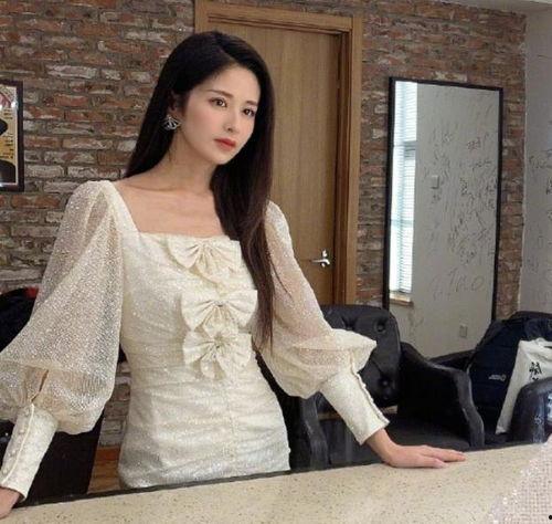 网红颖儿是谁,从网红到明星的华丽蜕变